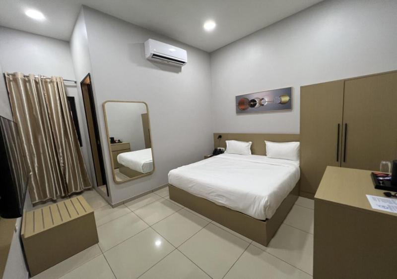 Ixoras Hotel Victoire Kinshasa Buitenkant foto